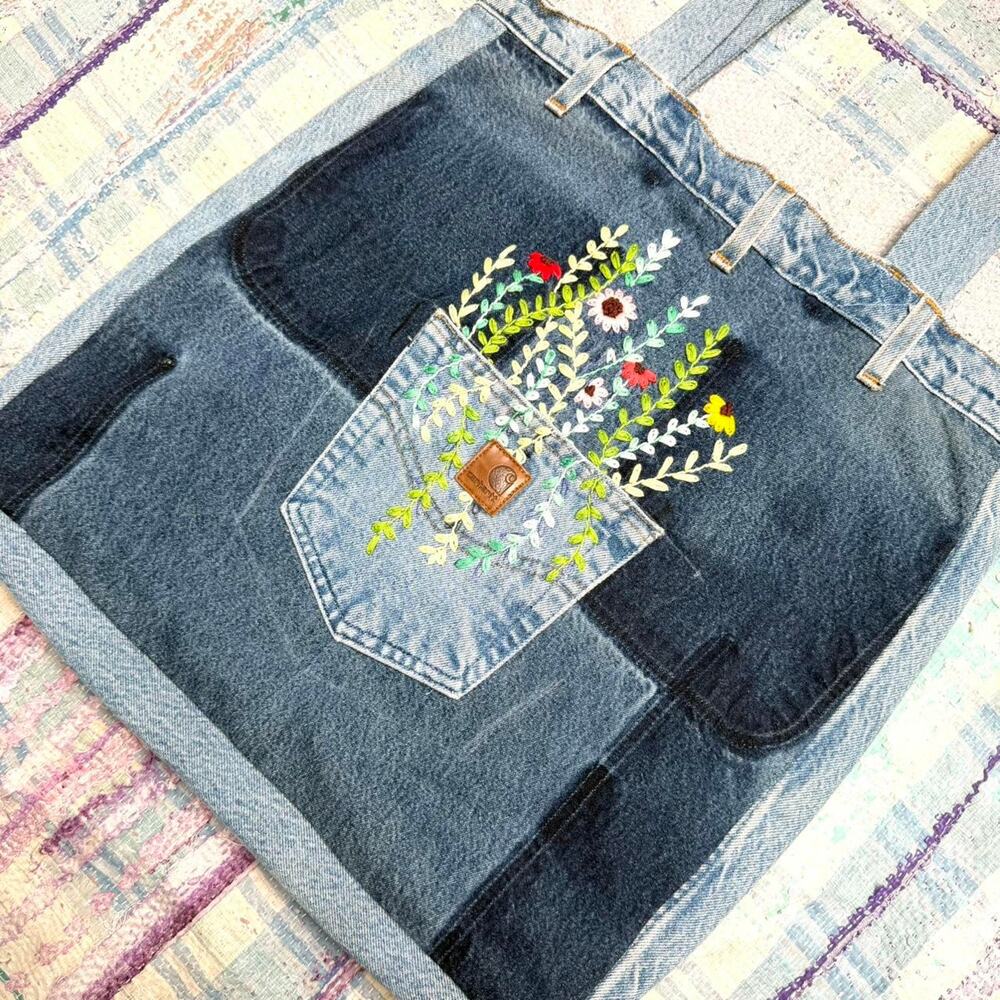 Custom upcycled carhartt tote bag - Picture 5 of 8